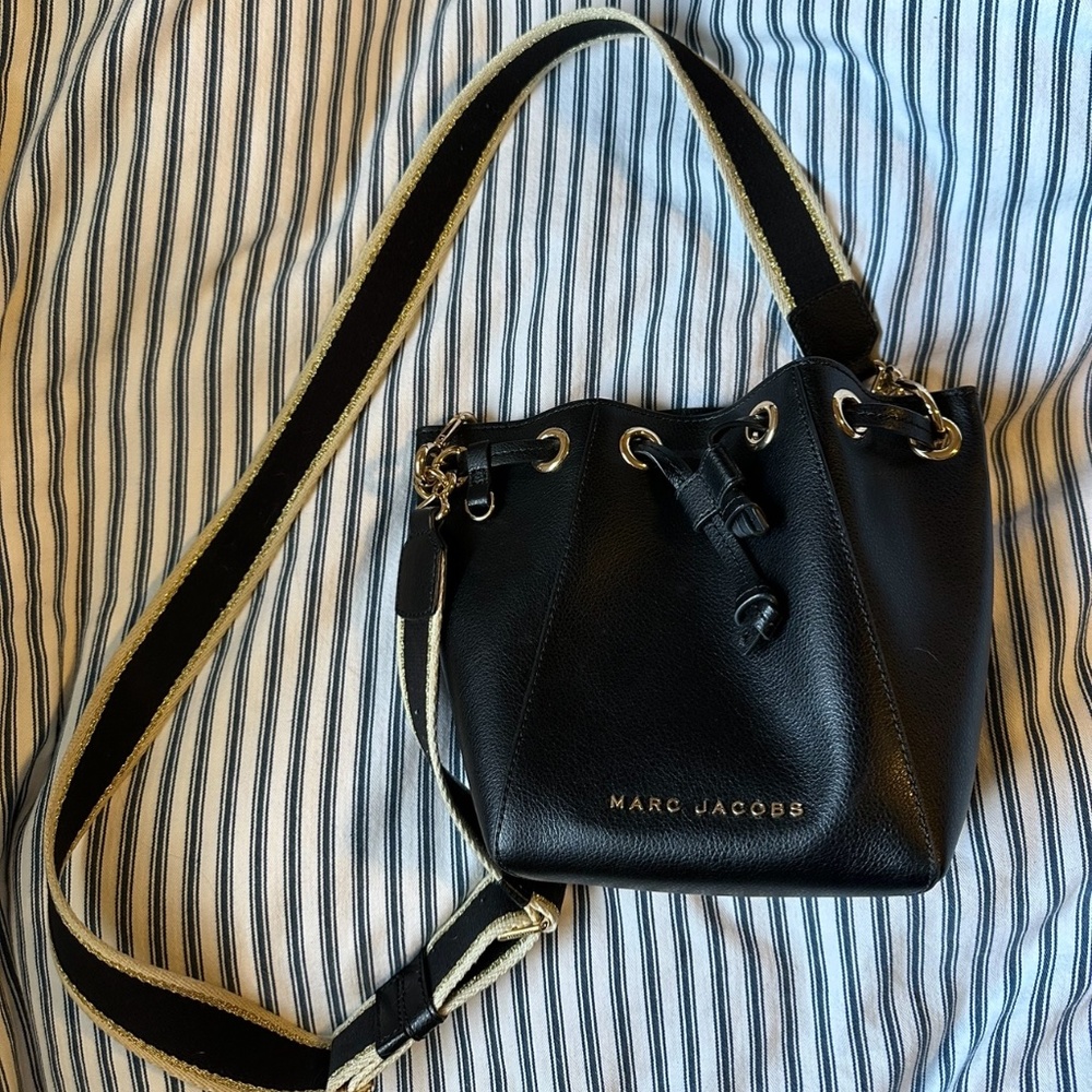 Marc Jacobs Bucket Bag Purse